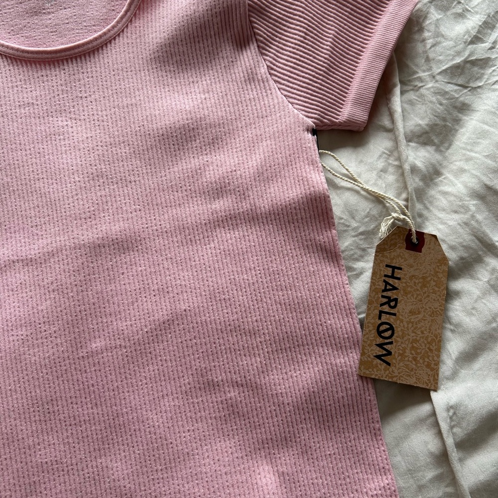 Pink ribbed tee - Picture 3 of 3